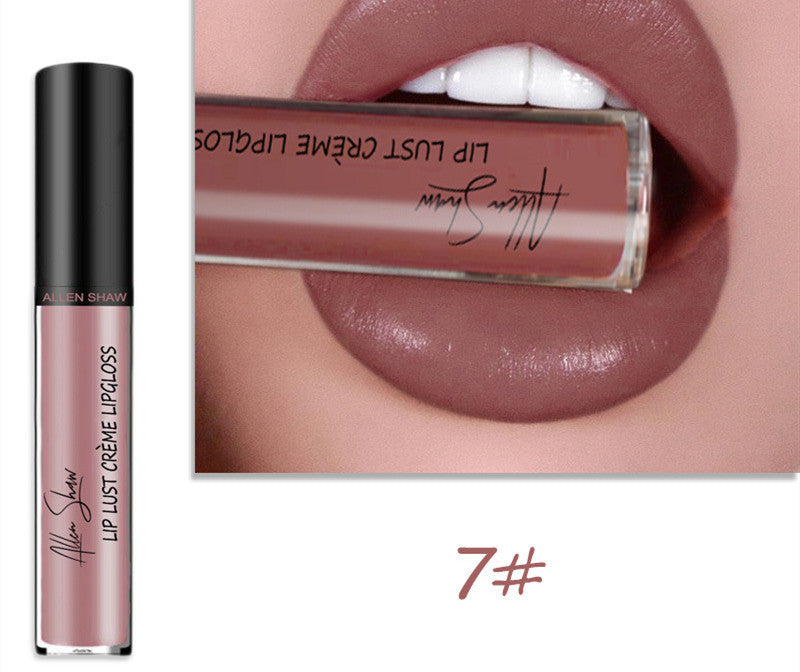 7# You Buy For Me long-lasting shiny lip gloss applied on lips for a glossy finish