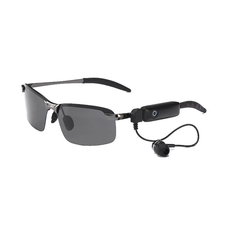 Stylish Bluetooth audio sunglasses with built-in speakers and ergonomic design for hands-free listening