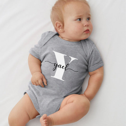 Custom baby name bodysuit in gray featuring personalized name Yael with an elegant design