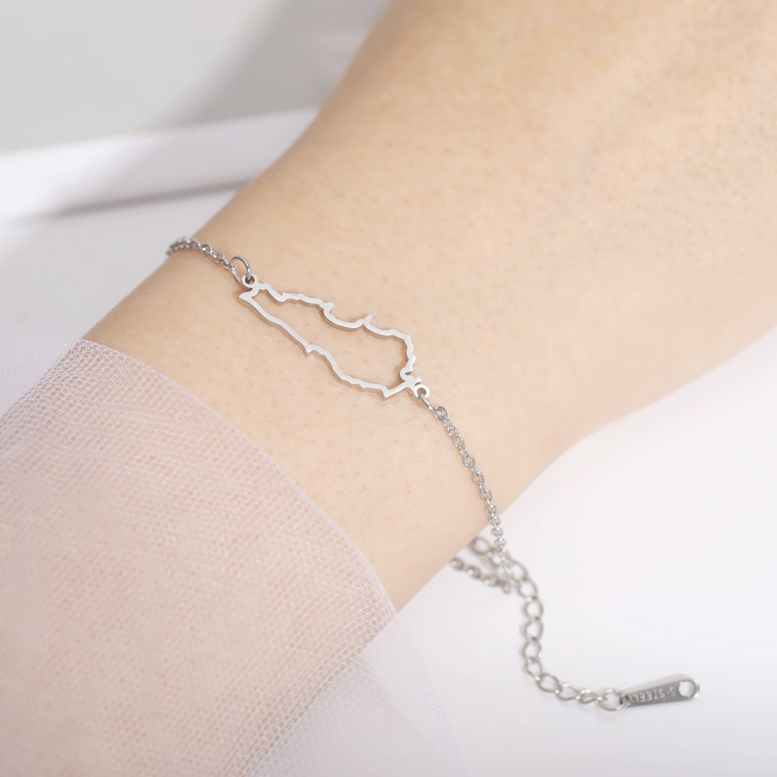 Hollow Lebanon map bracelet in silver, stylish and unique accessory for everyday wear