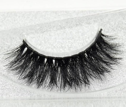 Youbuyforme long-lasting faux lashes with a voluminous and dramatic design for enhanced eye beauty