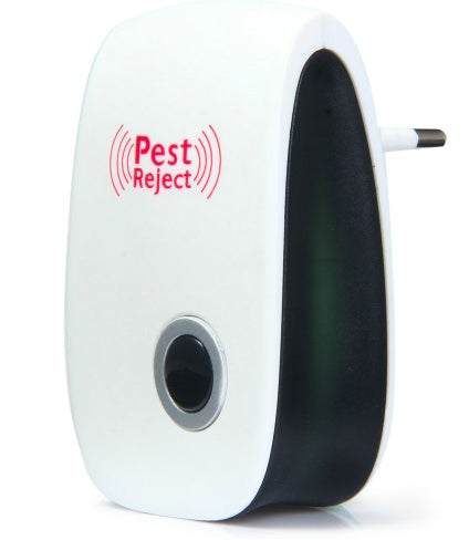 Ultrasonic pest repeller plug designed to repel pests using ultrasonic sound waves for home protection
