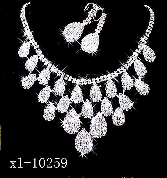 Elegant youbuyforme Crystal Necklace and Earring Set with Stunning Teardrop Design