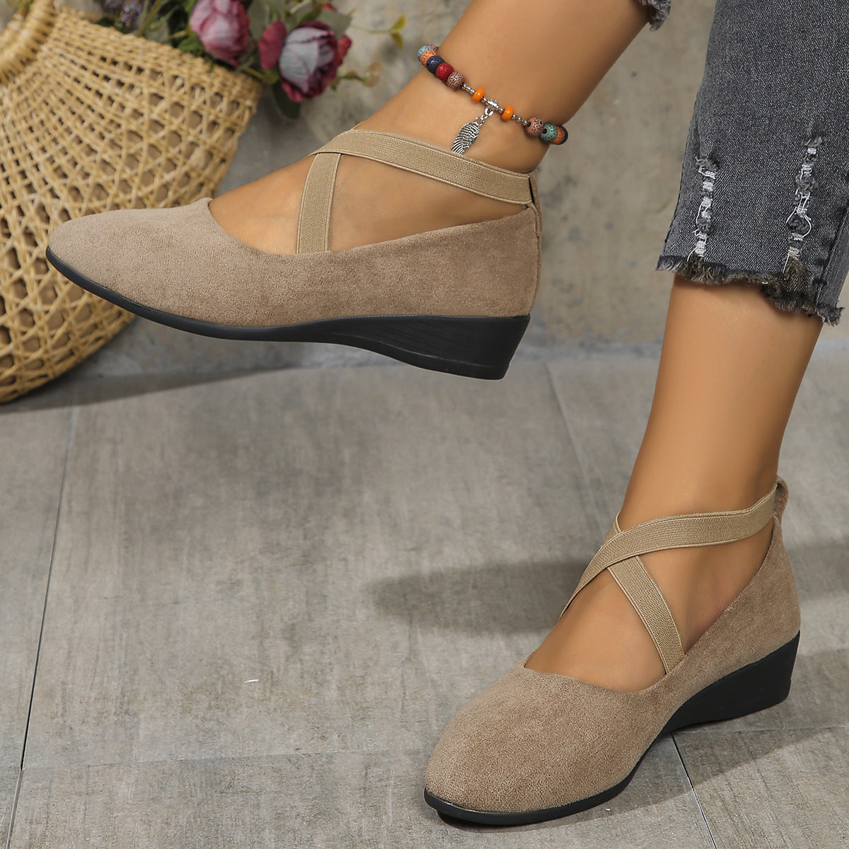 Women's Cross-straped Flat Casual Wedge
