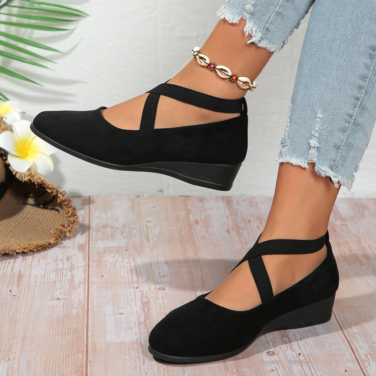 Women's Cross-straped Flat Casual Wedge