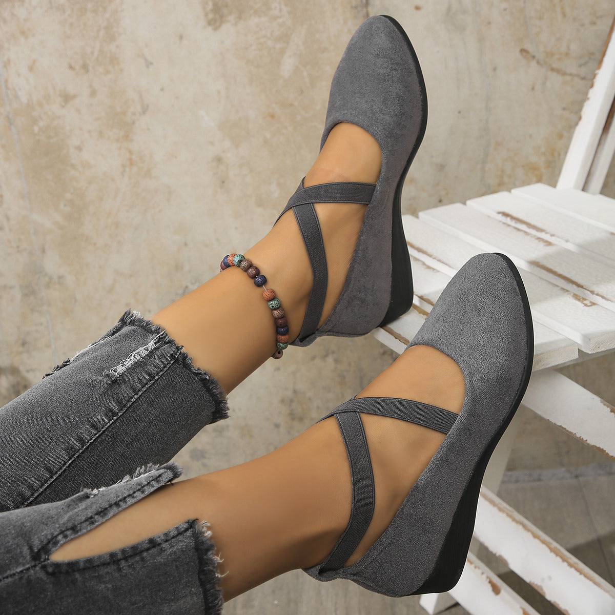 Women's Cross-straped Flat Casual Wedge