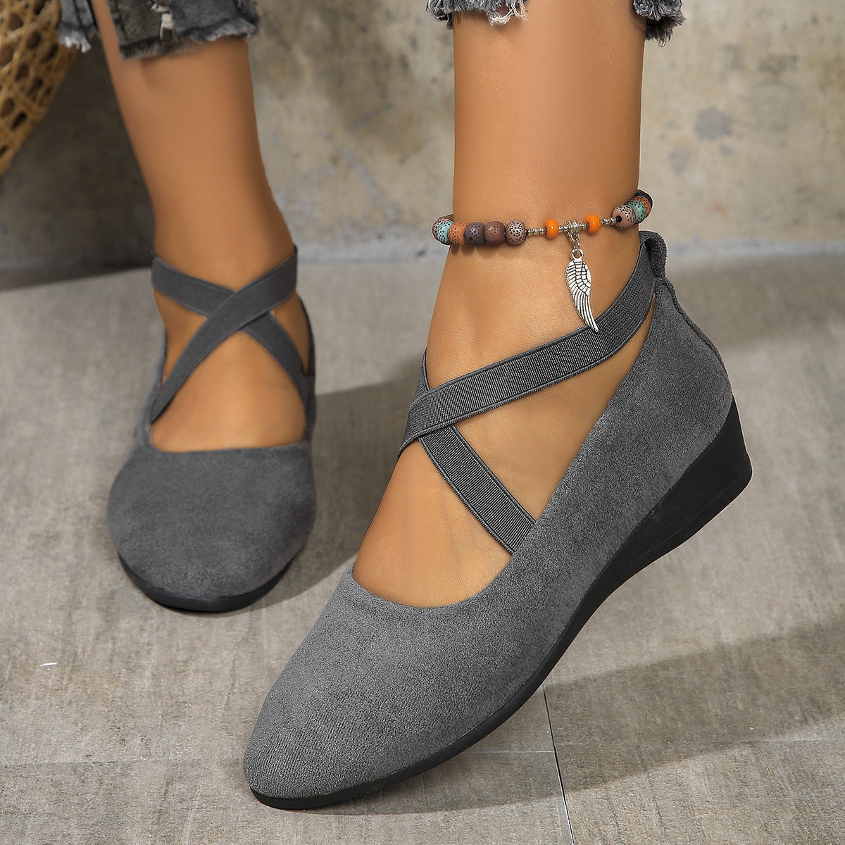 Women's Cross-straped Flat Casual Wedge